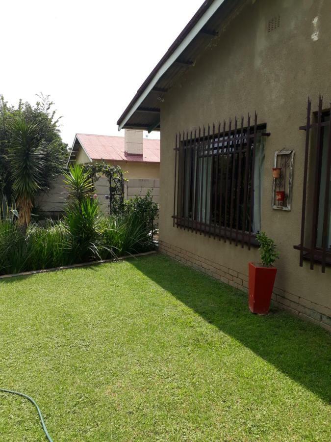 Lisane Accommodation Middelburg  Kültér fotó